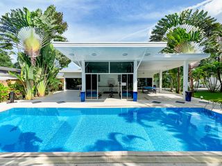 For sale and for rent 5 bedrooms villa in Thalang, Phuket