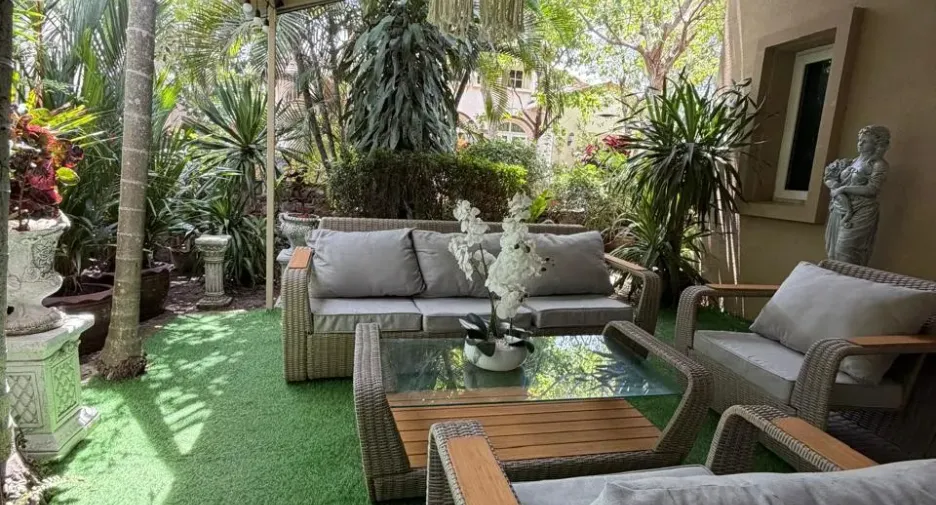 For sale 4 ベッドルーム villa in Bang Lamung, Chonburi