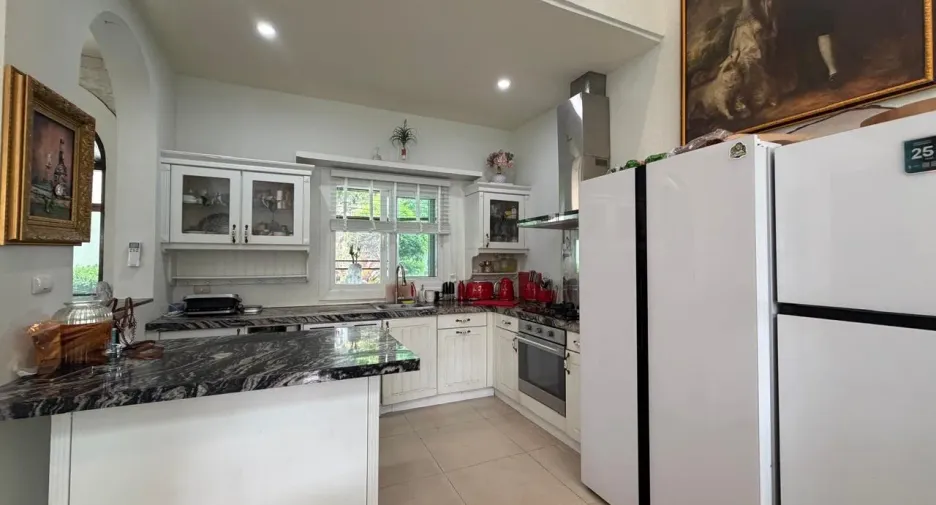 For sale 4 ベッドルーム villa in Bang Lamung, Chonburi