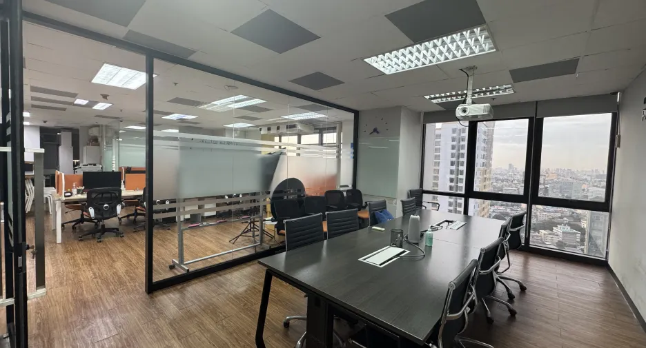 Büro zur Miete in Khlong San, Bangkok