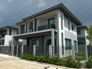 For Rent 4 Bedroom Villa In Bang Lamung, Chonburi