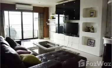 For rent 2 bedrooms condo in Bang Phlat, Bangkok