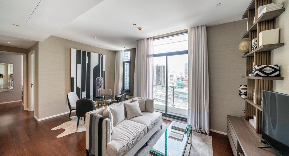 For sale 2 bedrooms condo in Khlong Toei, Bangkok