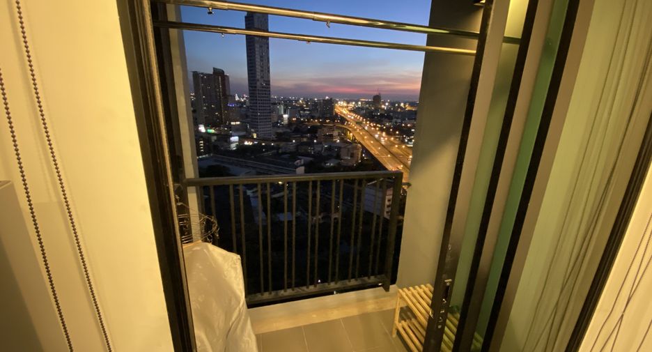 Wohnung zur Miete mit 1 Zimmer in Watthana, Bangkok