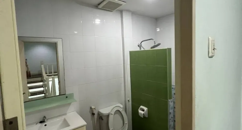 For sale 3 bedrooms townhouse in Sai Mai, Bangkok