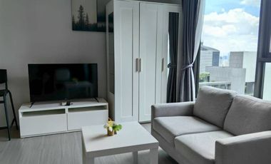 Wohnung zur Miete mit 1 Zimmer in Huai Khwang, Bangkok