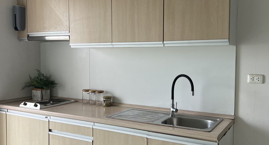 For rent 2 bedrooms condo in Bang Na, Bangkok