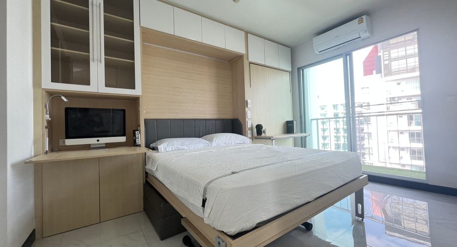 For rent 2 bedrooms condo in Bang Na, Bangkok