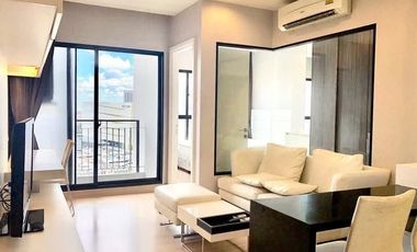 Condo en alquiler de 1 habitaciones en Khlong San, Bangkok