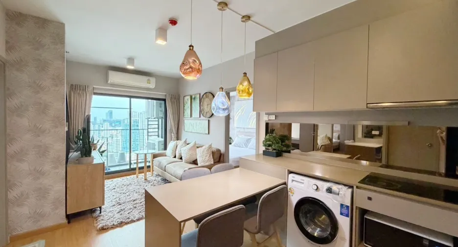 Wohnung zur Miete mit 2 Zimmer in Phra Khanong, Bangkok