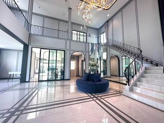 For rent 4 bedrooms villa in Sai Mai, Bangkok