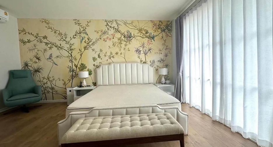 For rent 4 bedrooms villa in Sai Mai, Bangkok