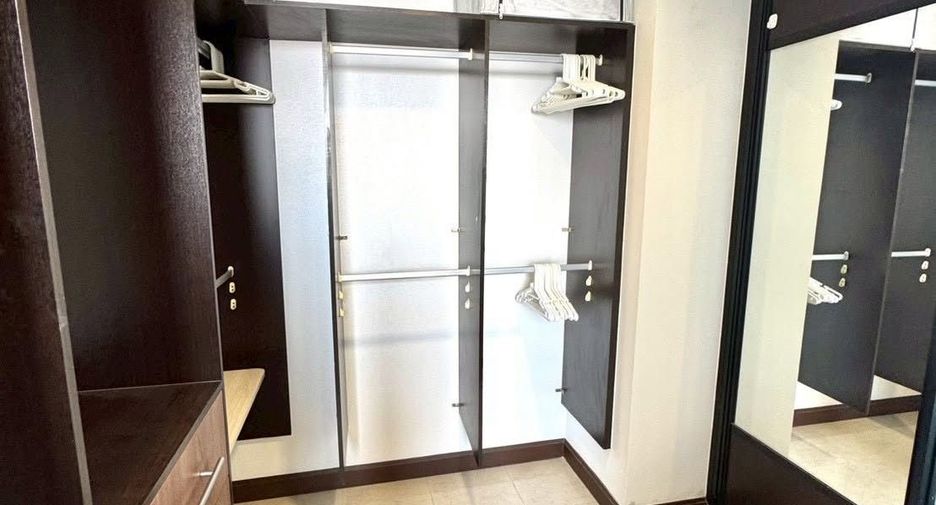 Wohnung zum Kauf mit 5 Zimmer in Watthana, Bangkok