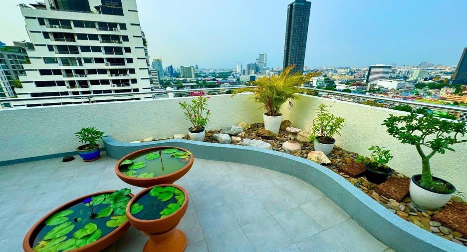 Wohnung zum Kauf mit 5 Zimmer in Watthana, Bangkok