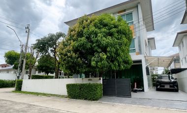 Haus zum Kauf mit 4 Zimmer in Sai Mai, Bangkok