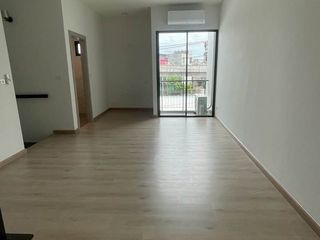 For rent 4 bedrooms townhouse in Bueng Kum, Bangkok