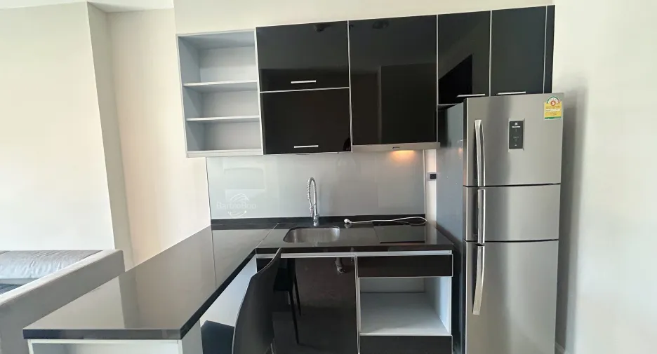 For rent 1 bed condo in Khlong Toei, Bangkok
