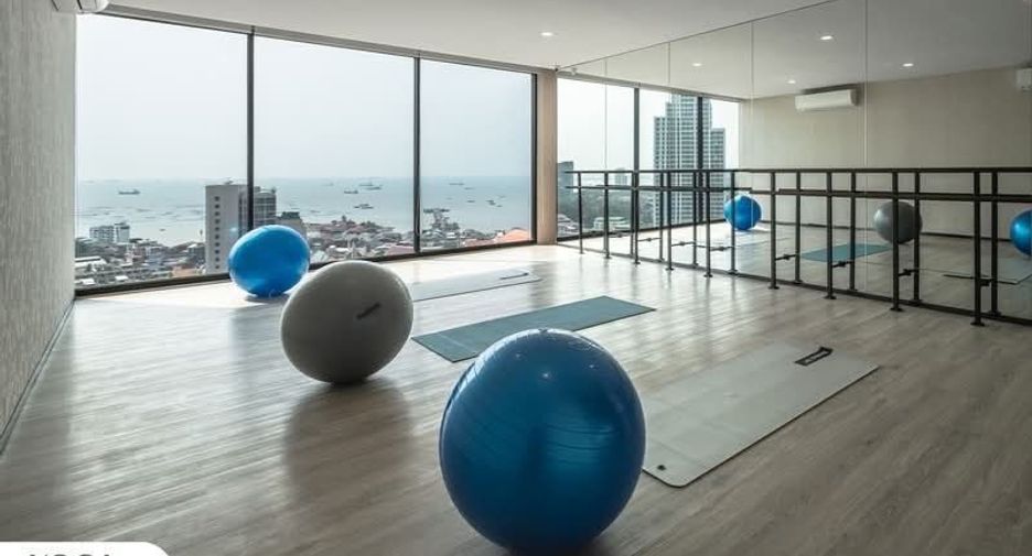 À vendre studio condo à Si Racha, Chonburi