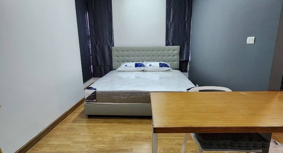 For rent 1 Beds condo in Thon Buri, Bangkok
