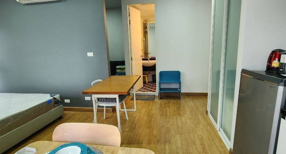 For rent 1 Beds condo in Thon Buri, Bangkok