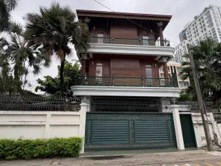 Casa en alquiler de 2 habitaciones en Phra Nakhon, Bangkok