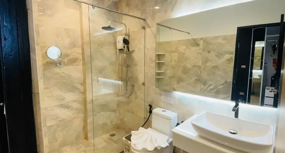 À vendre 2 chambres condo à Mueang Phuket, Phuket