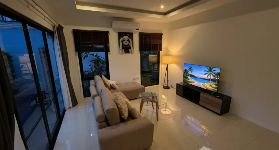For rent 3 bedrooms villa in Mueang Phuket, Phuket