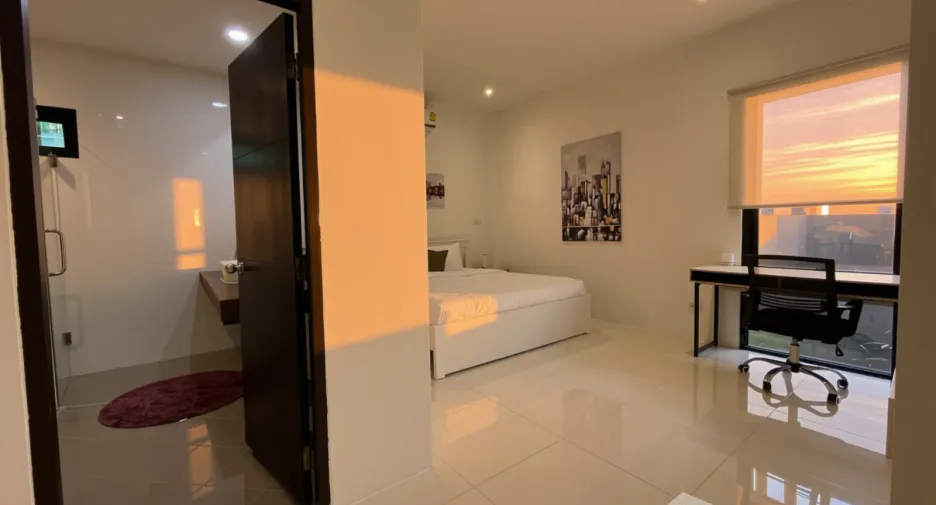 For rent 3 bedrooms villa in Mueang Phuket, Phuket