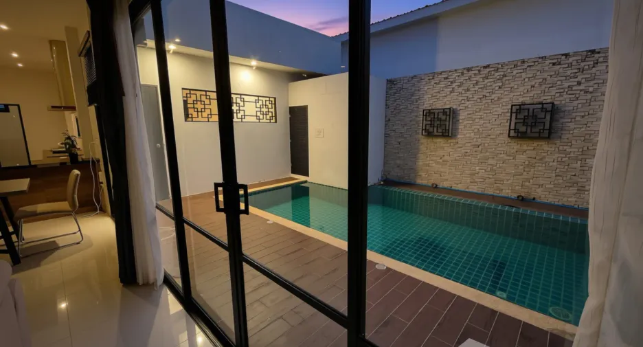 For rent 3 bedrooms villa in Mueang Phuket, Phuket
