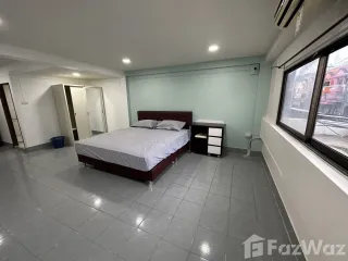 For rent 4 bedrooms retail Space in Mueang Phuket, Phuket