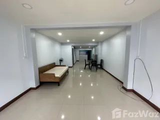 For rent 4 bedrooms retail Space in Mueang Phuket, Phuket