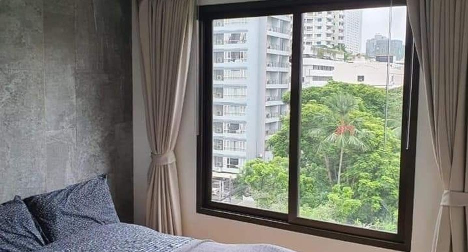 For sale 2 bedrooms condo in Sathon, Bangkok