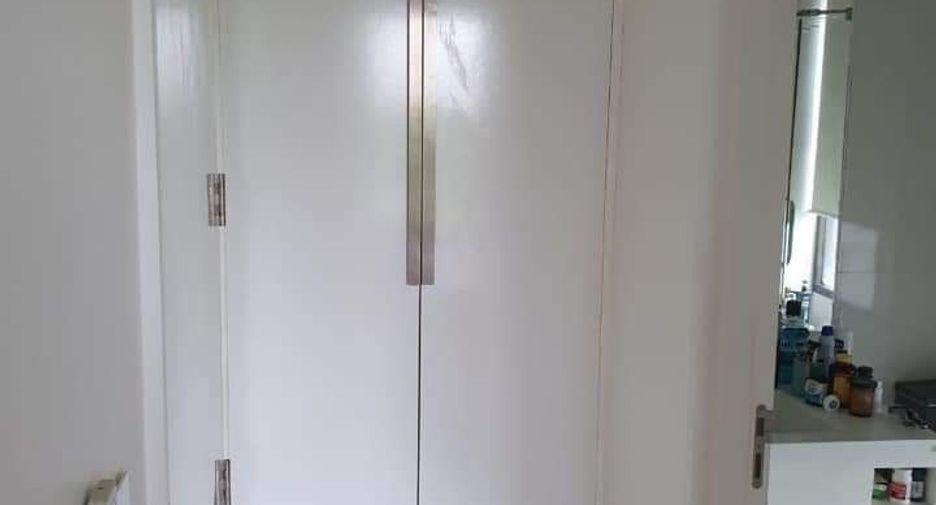 For sale 2 bedrooms condo in Sathon, Bangkok