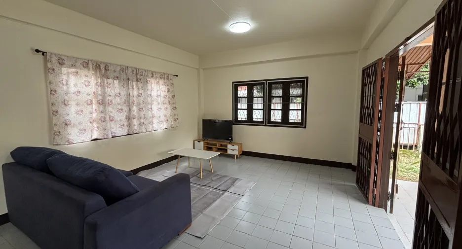 For rent 3 bedrooms house in Mueang Chiang Mai, Chiang Mai