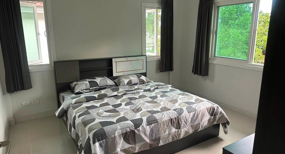 Haus zur Miete mit 4 Zimmer in Mueang Phuket, Phuket