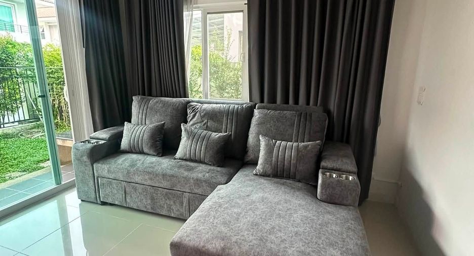 Haus zur Miete mit 4 Zimmer in Mueang Phuket, Phuket