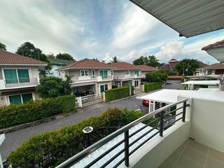 Haus zur Miete mit 4 Zimmer in Mueang Phuket, Phuket