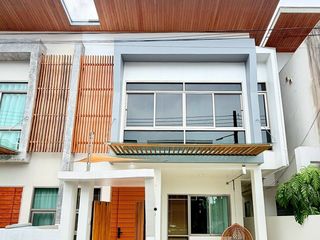 出租 2 卧室 独立屋 在 Phuket Town, 普吉