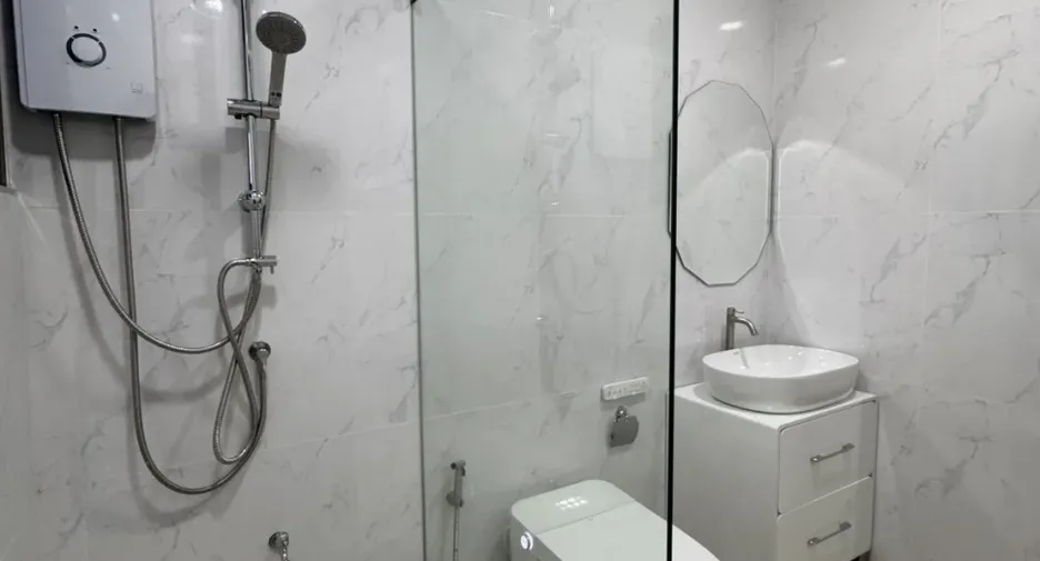 À vendre 5 chambres villa à Hang Dong, Chiang Mai