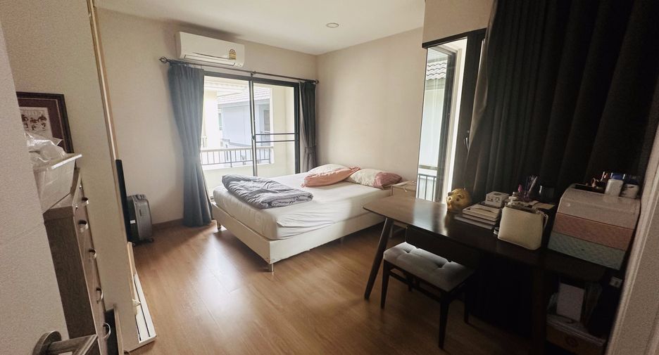 À vendre et à louer 5 chambres maison à Suan Luang, Bangkok