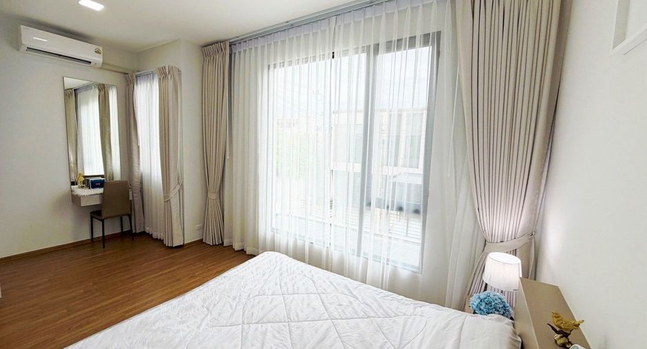Casa en alquiler de 3 habitaciones en Bang Phli, Samut Prakan
