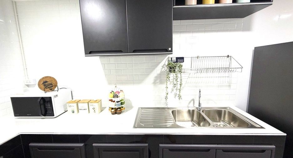 Casa en alquiler de 3 habitaciones en Bang Phli, Samut Prakan
