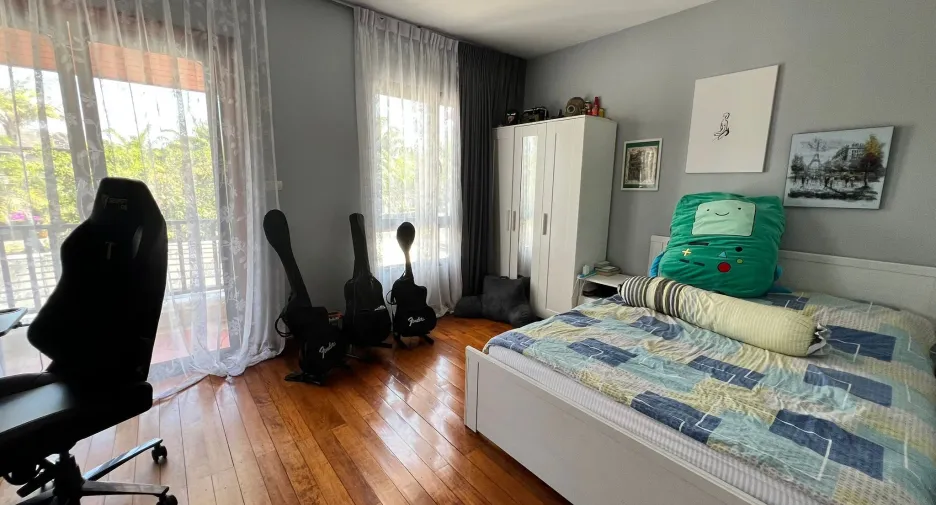 Reihenhaus zum Kauf mit 4 Zimmer in Thalang, Phuket
