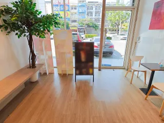 Gewerbefläche zum Kauf und zur Miete in Phra Khanong, Bangkok