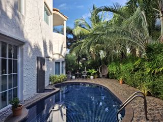 For rent 3 bedrooms villa in Mueang Phuket, Phuket