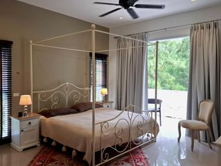 For rent 3 bedrooms villa in Mueang Phuket, Phuket