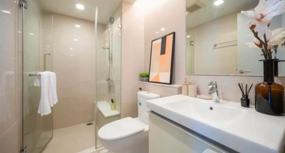 Condo en venta y en alquiler de 2 habitaciones en Khlong Toei, Bangkok
