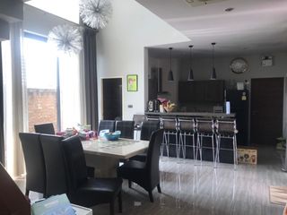 Casa en venta de 5 habitaciones en Thawi Watthana, Bangkok
