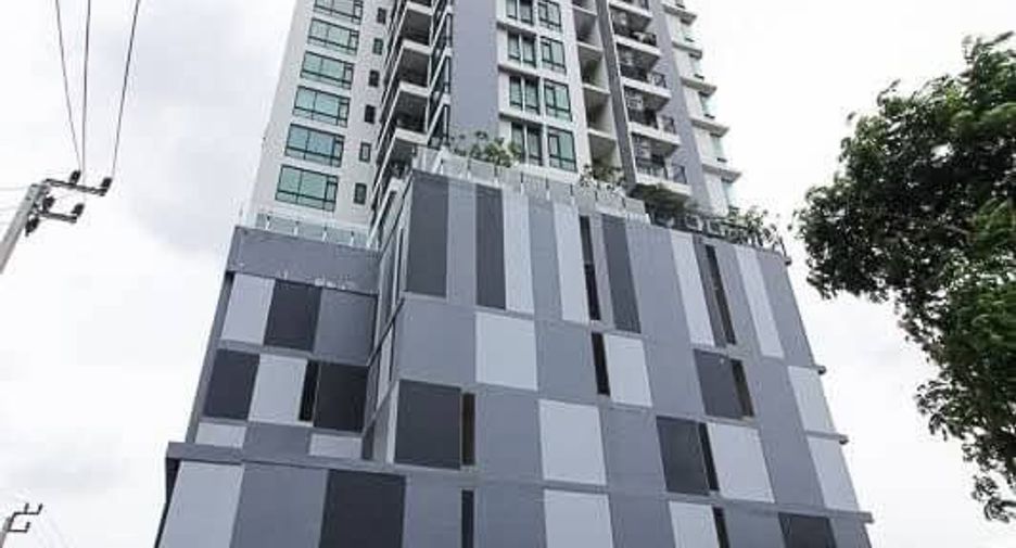 For sale スタジオ condo in Sathon, Bangkok
