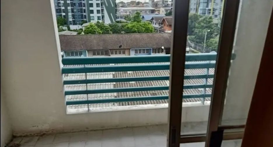 À vendre 1 chambre condo à Bang Phlat, Bangkok